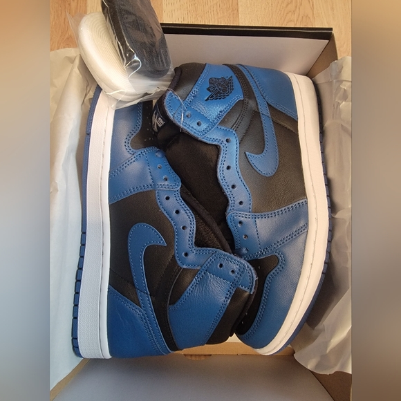 Air Jordan 1 retro high - Picture 2 of 5